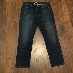 Ladies Levi’s denim blue jeans ladies size 14 27” inseam 32” waist
